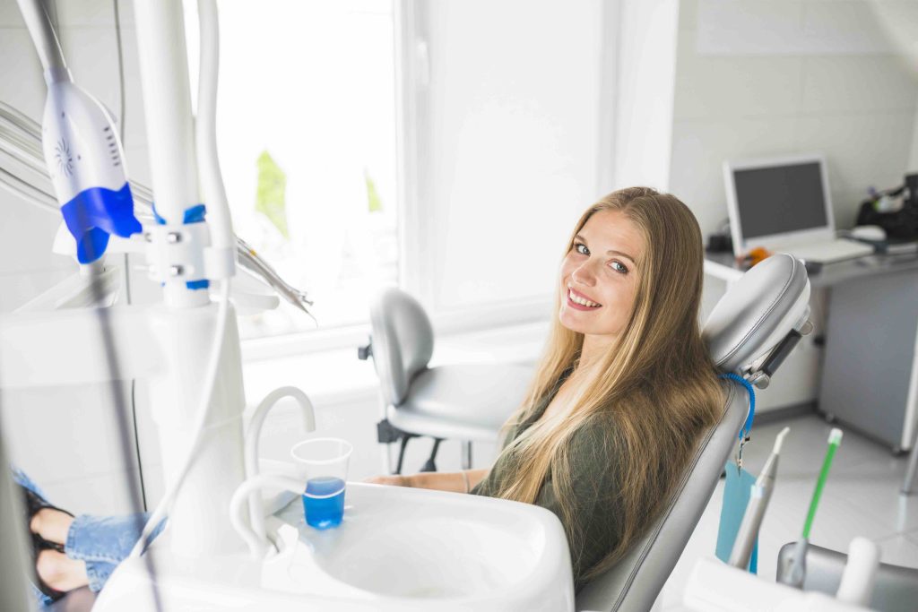 Pulizia denti con Airflow